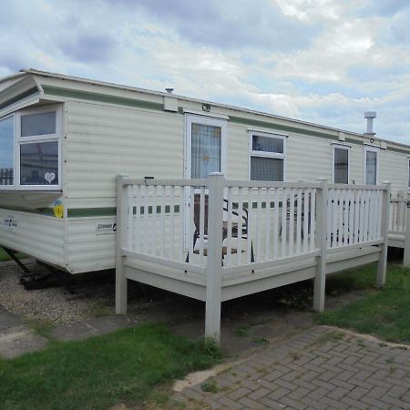 Seaview: The Crown:- 6 Berth, Central Heated, Enclosed Veranda Ingoldmells Exteriör bild
