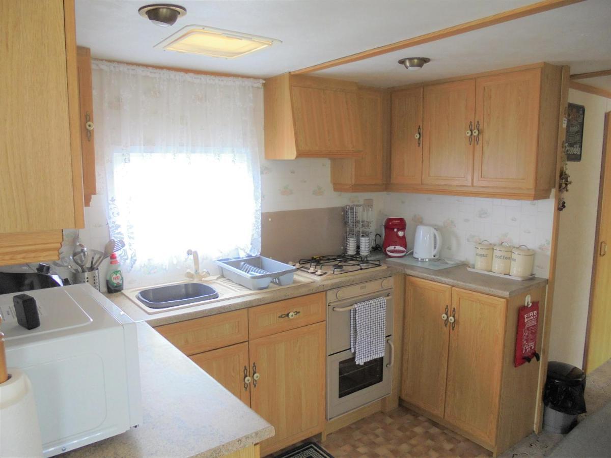 Seaview: The Crown:- 6 Berth, Central Heated, Enclosed Veranda Ingoldmells Exteriör bild